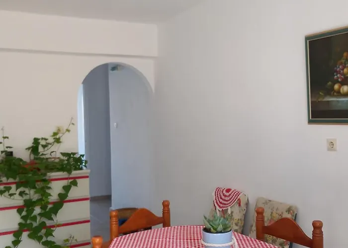 Balcony To Aegeon 4 *